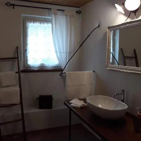 Bed & Breakfast La Mela Antica *