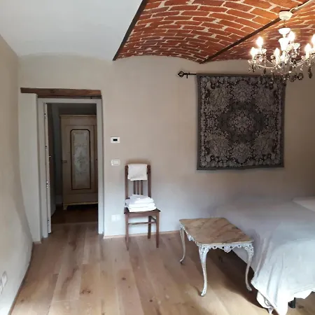 Bed and Breakfast La Mela Antica Cherasco